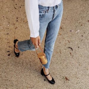 HOW TO BUILD A TIMELESS WARDROBE. - tomgirl & threads